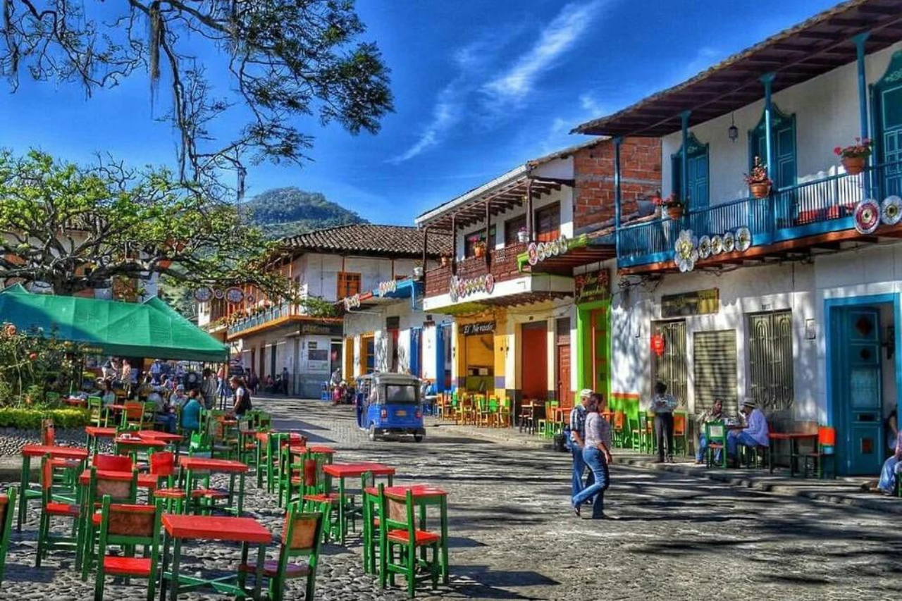 Recorre y descubre Antioquia